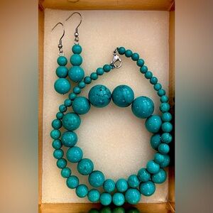 Turquoise necklace & earring set